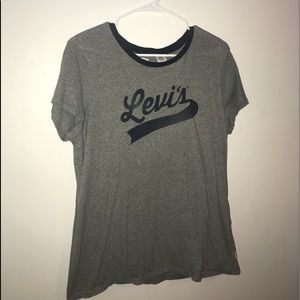 Levi’s t shirt